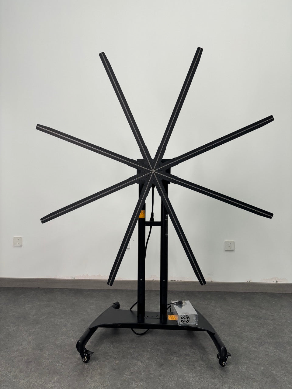 FL Series 130cm to 196cm (51.2–77.2 inch) | 3D Hologram LED Display | Large Size | Cloud Control (AS) | Large Hologram Fan | Fan Only / Dual-Pole Mobile Stand | 8 Blades
